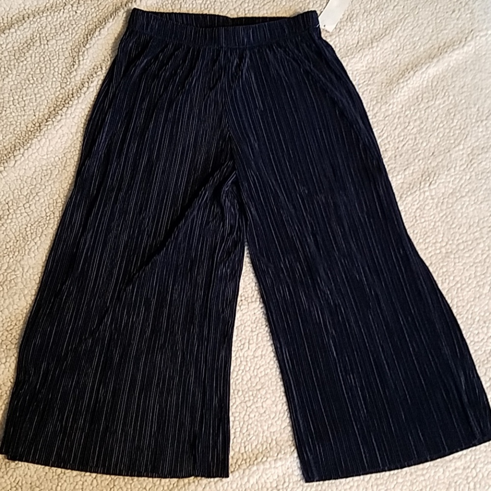 New Jaclyn Smith Navy Blue Stretch Capris Sz SM